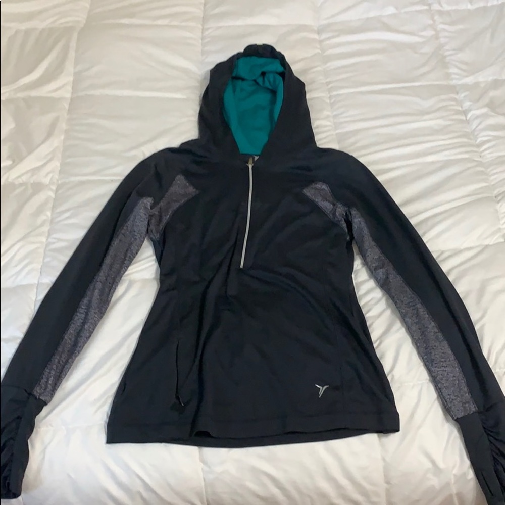 Grey quarter zip athletic sweater